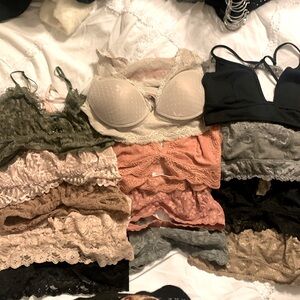 Lace bralettes in size medium and large a mix of all colors and styles